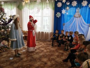 Подробнее о статье Новогодняя викторина в средней группе