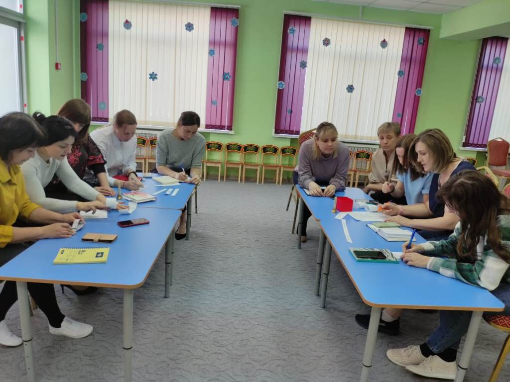 Вы сейчас просматриваете Брейн – ринг «Родители и воспитатели – два берега одной реки»