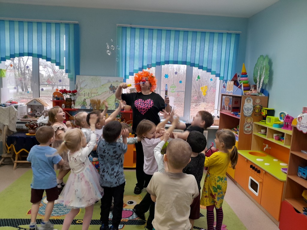 Вы сейчас просматриваете День шуток и смеха!
